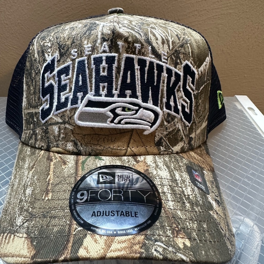 Seattle Seahawks NFl Real Tree hat Stamped.